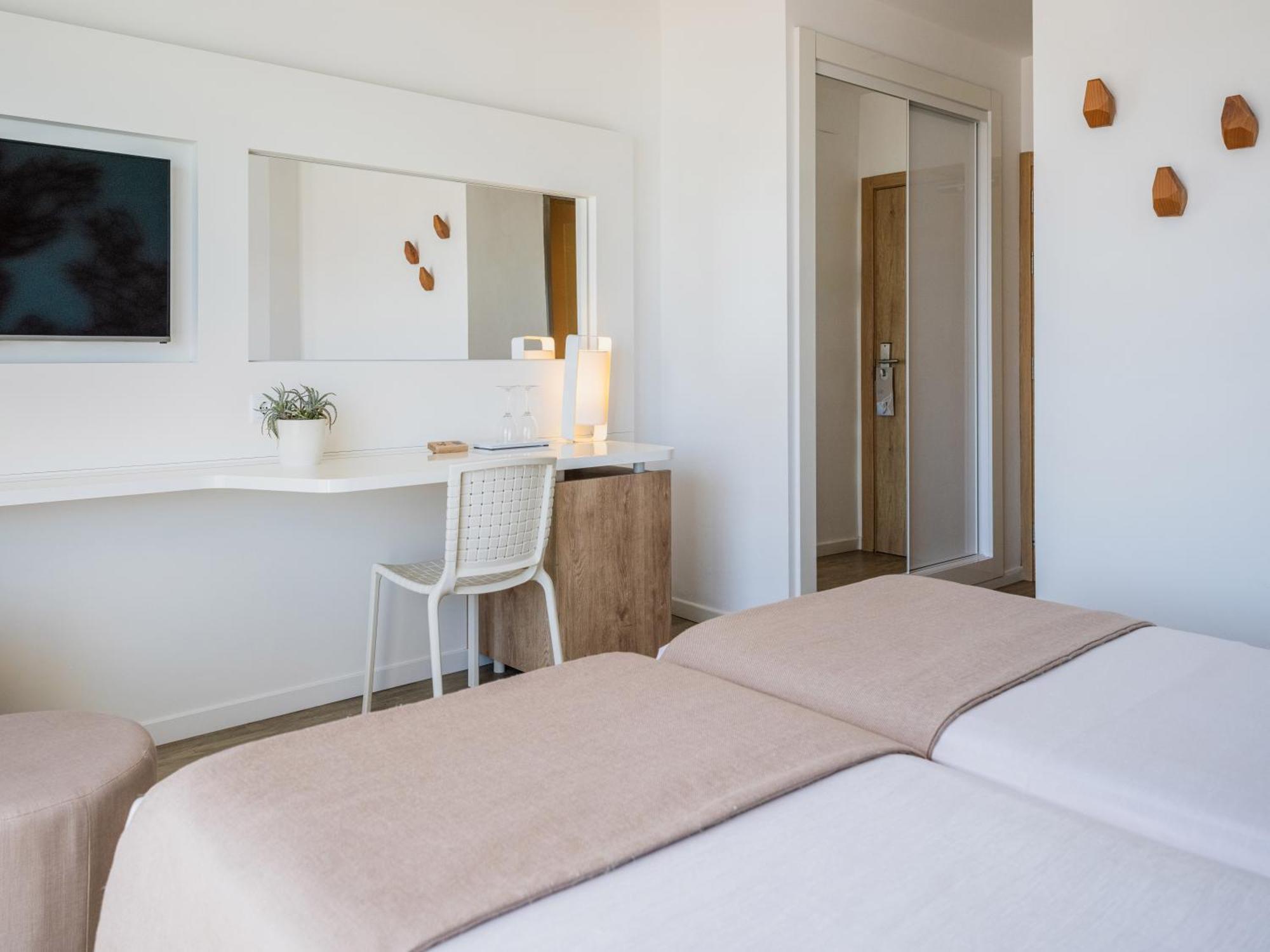 The Sea Hotel By Grupotel - Adults Only كان بيكافورت المظهر الخارجي الصورة